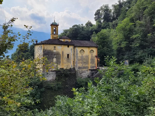 Mergugno - Bassuno - Corona dei Pinci