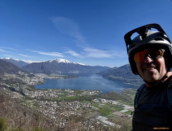 2025_04_06_Vogorno (via Monti Motti)