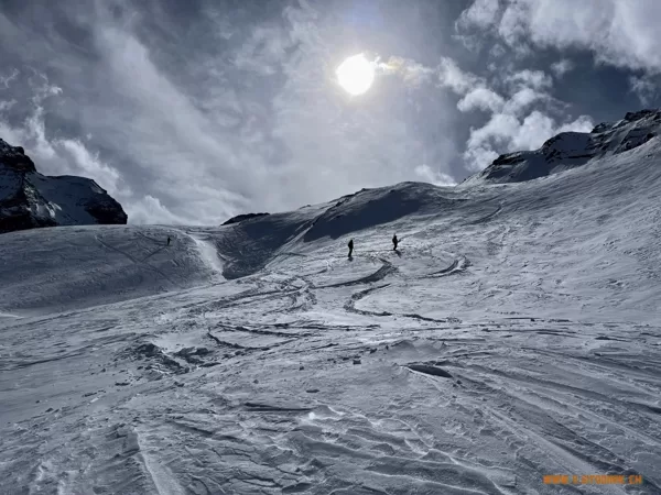 2024_02_24_Cercar fastidi a Saas Fee